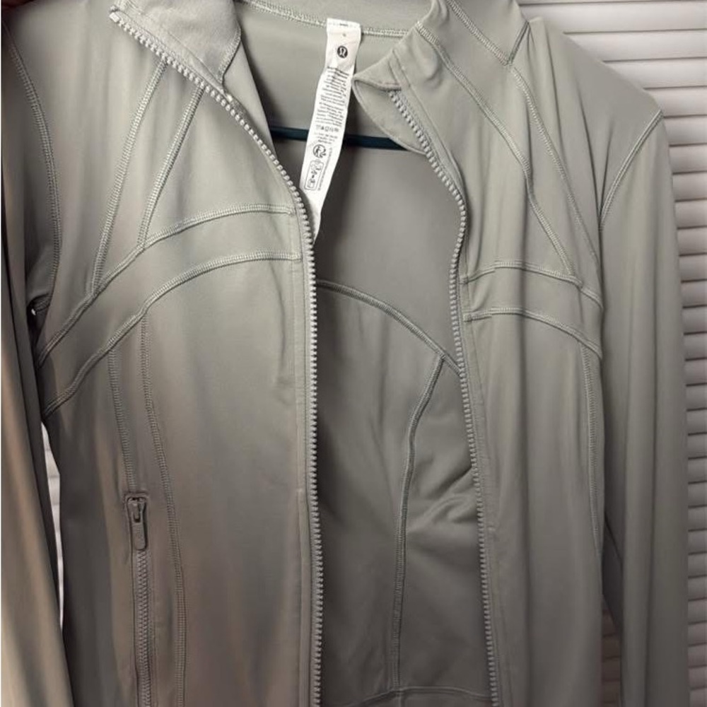 Lululemon Cropped Define Jacket
